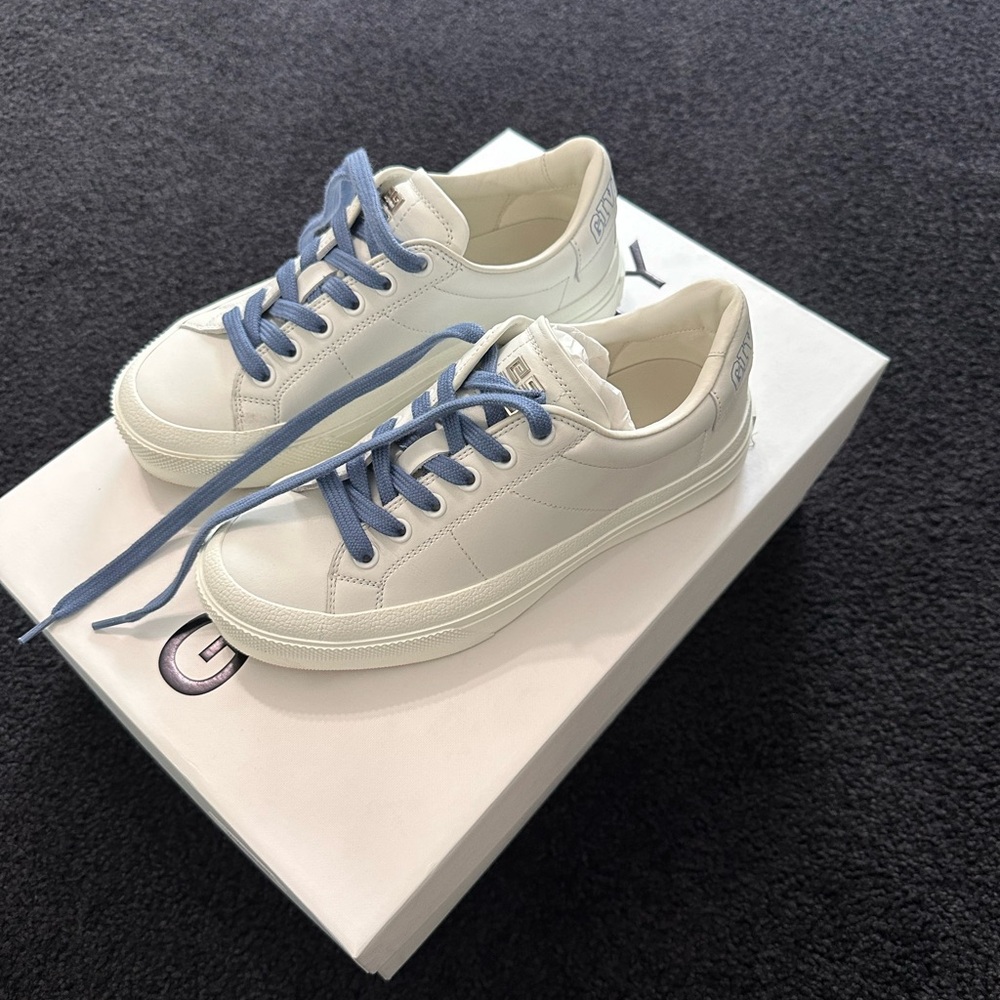 Givenchy City Sneakers